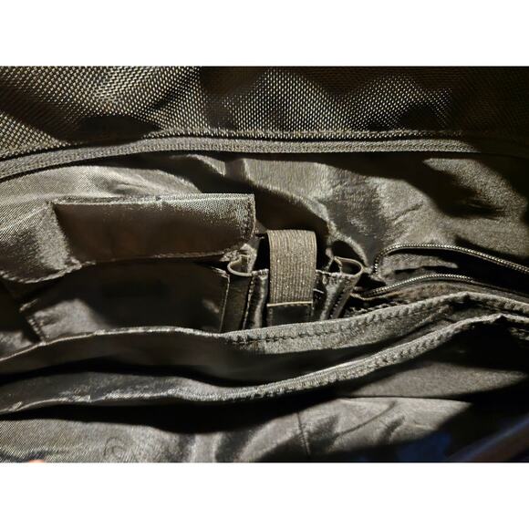 Overland Travel Ware Messenger Laptop Travel Shoulder Bag Red Black Gray Unisex - Picture 6 of 6